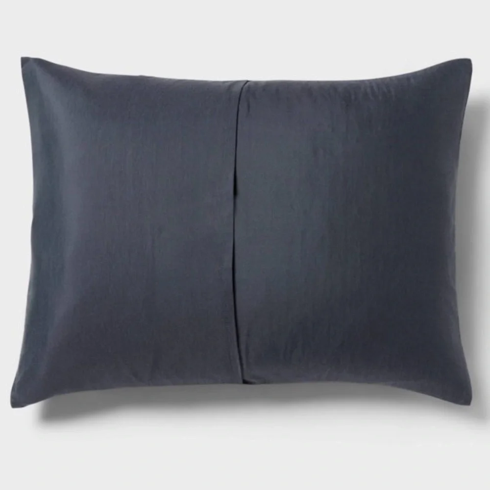 3pc King Luxe Jacquard Duvet Cover and Sham Set Blue - Threshold    NWT